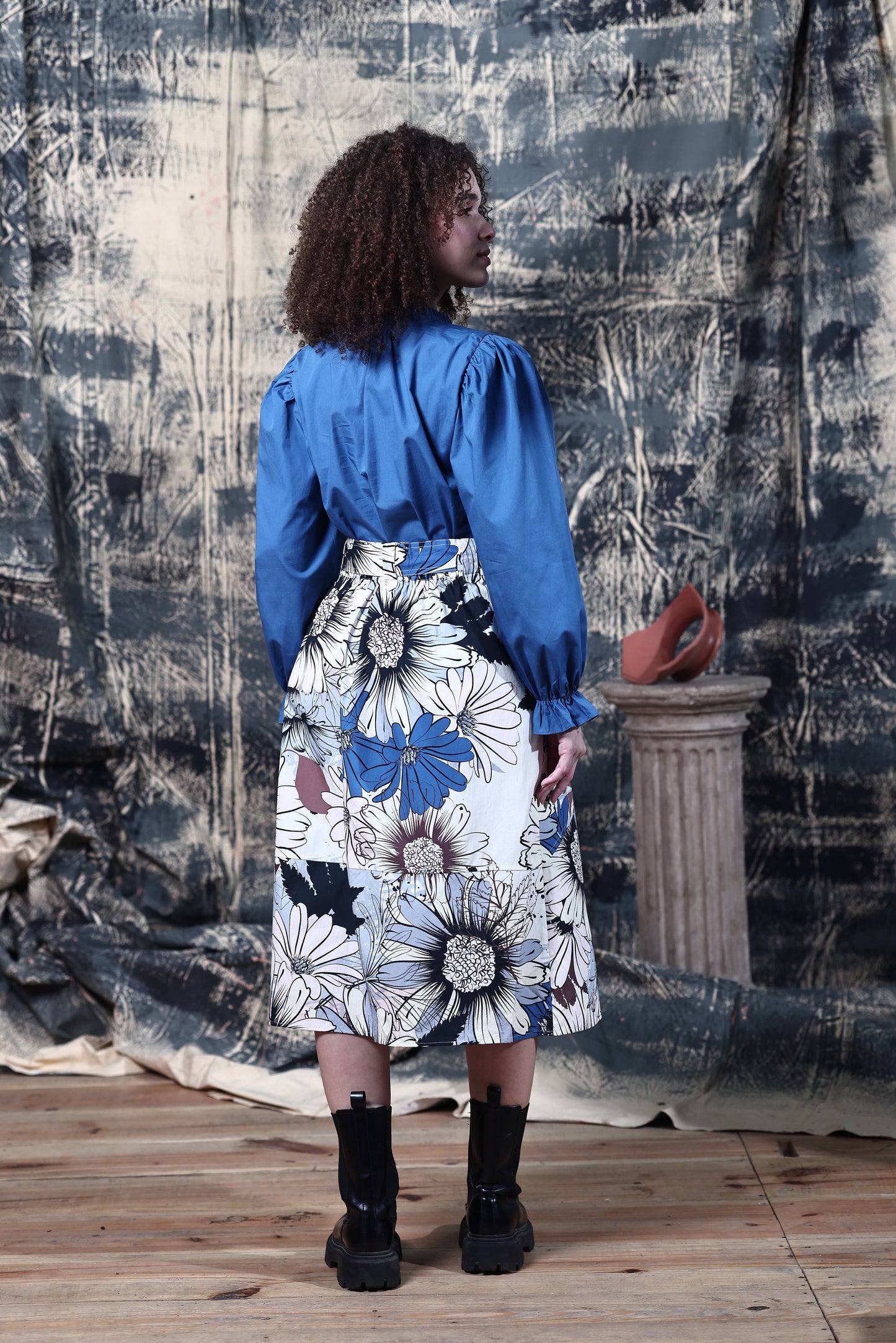 OUTLINE FLORALS KIRA SKIRT