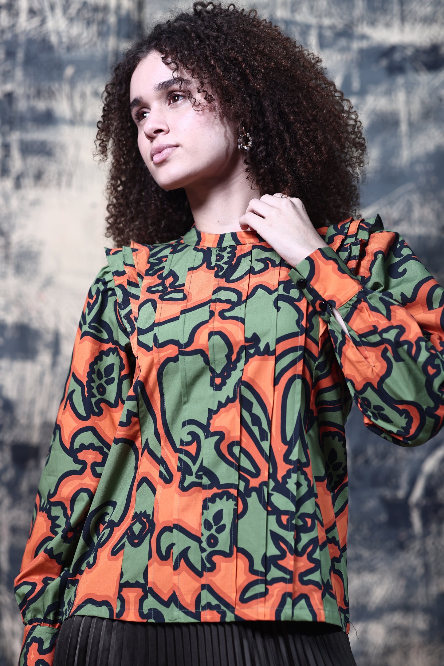 ORNAMENTAL MILA TOP