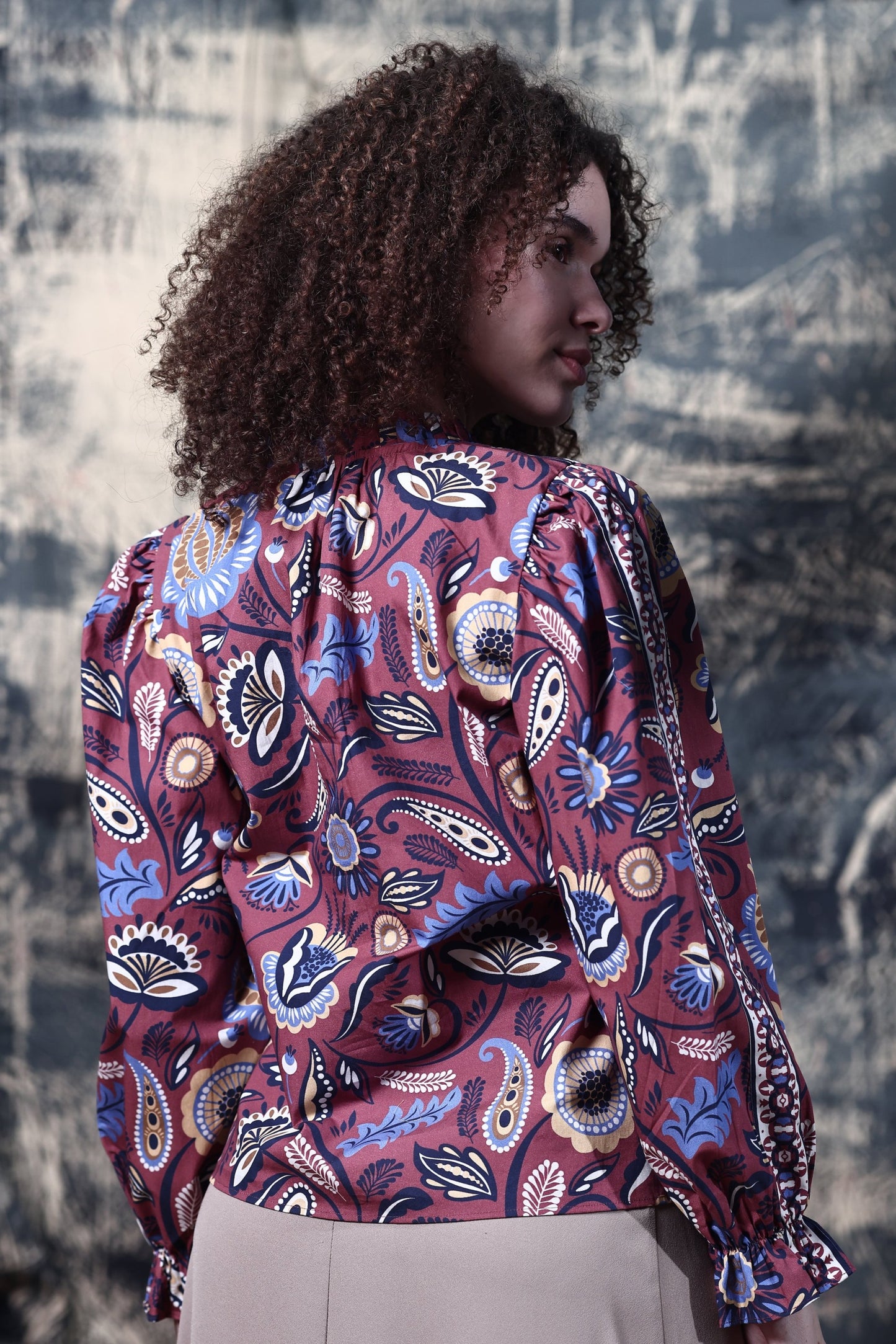 BROWN FLORALS ASHLEY TOP