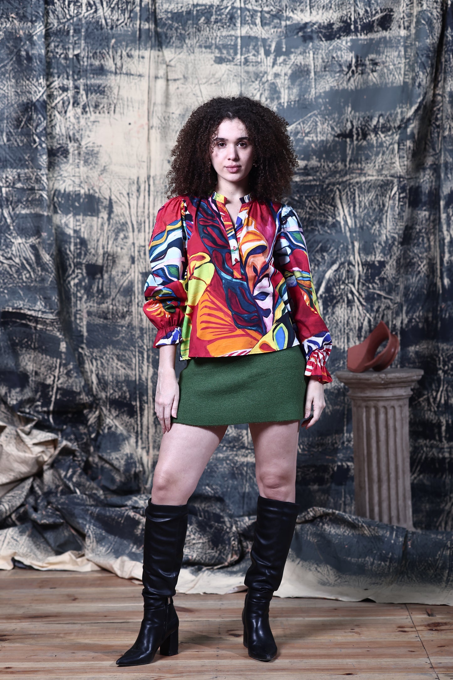 SCARLET FOLIAGE ASHLEY TOP