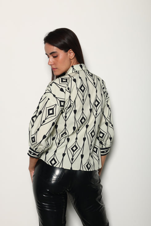 ARROW MOTIFS ELSA TOP