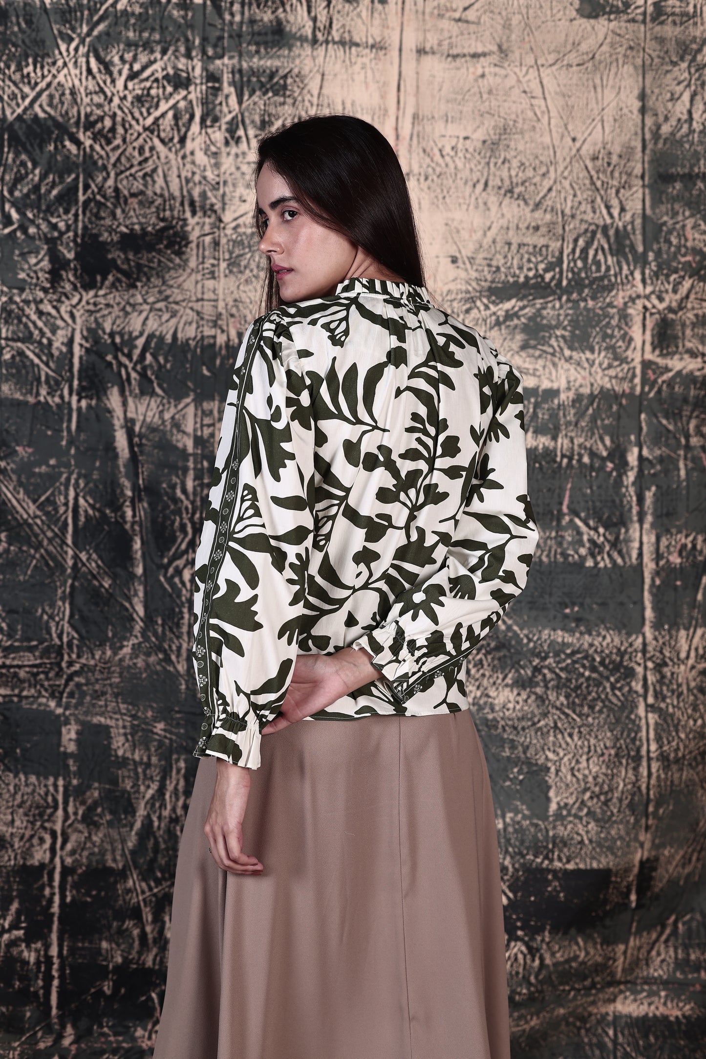 OLIVE FOLIAGE ASHLEY TOP