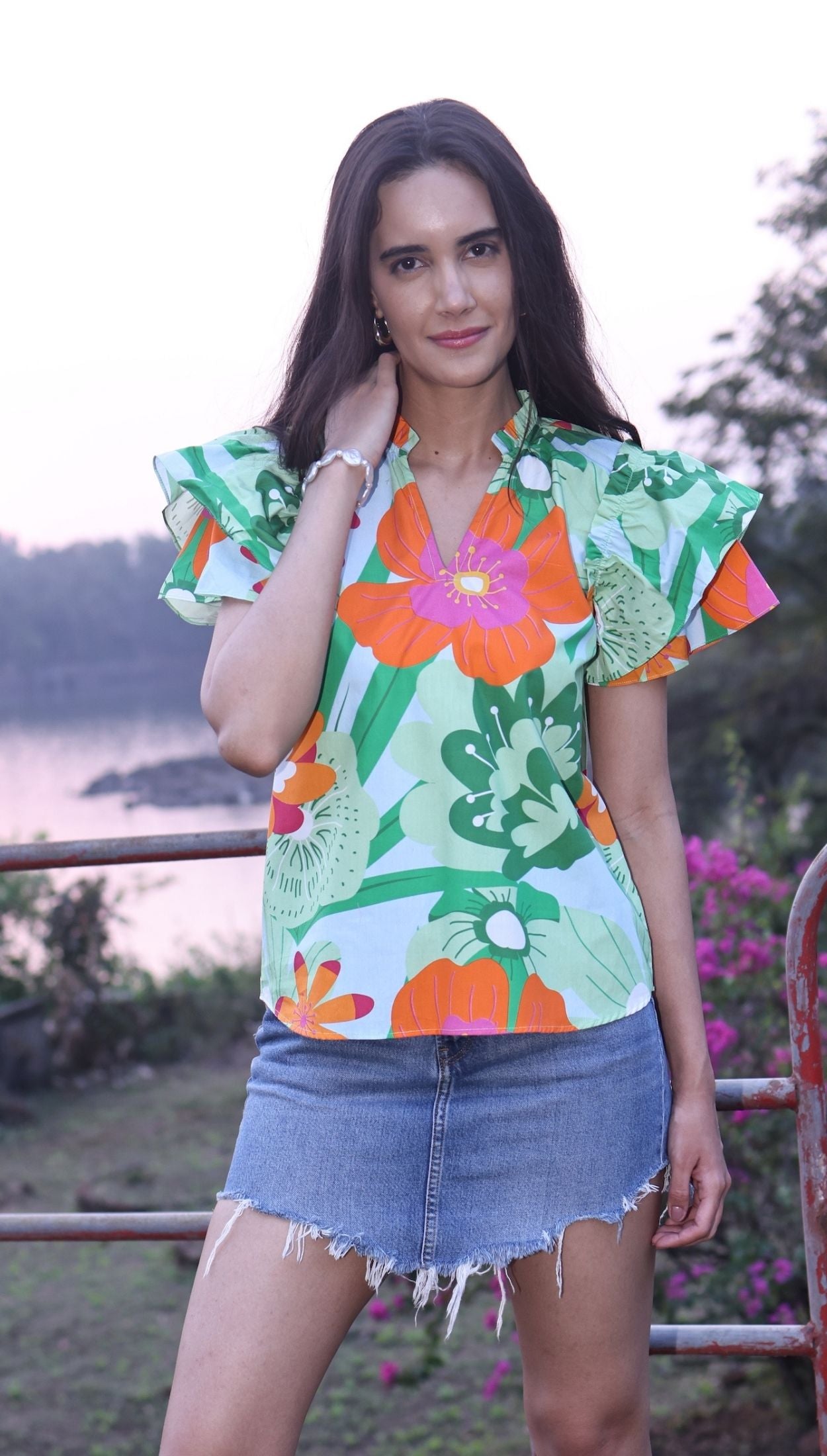 FLORAL POPS WREN Top