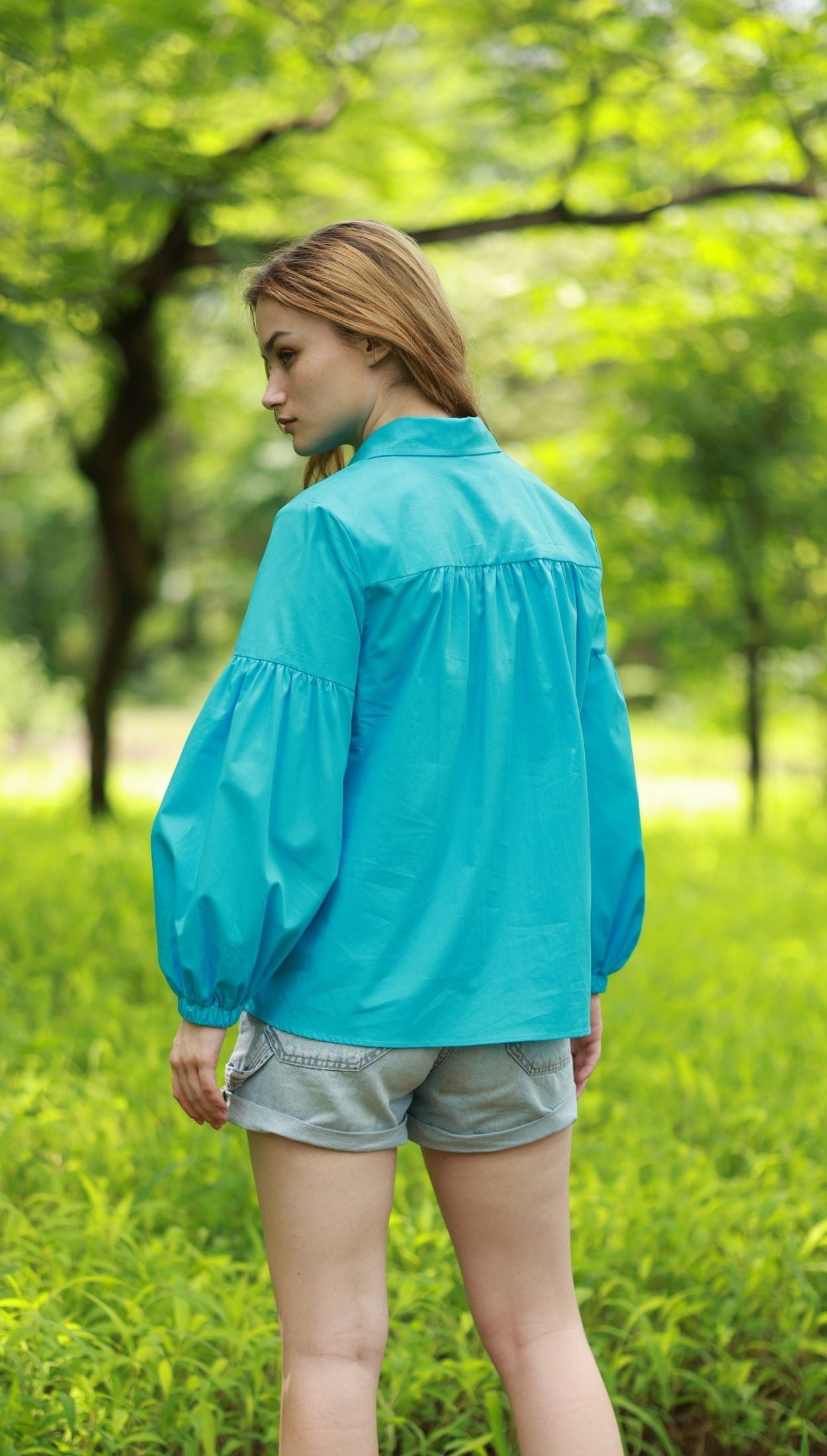 AQUA LOIS Top