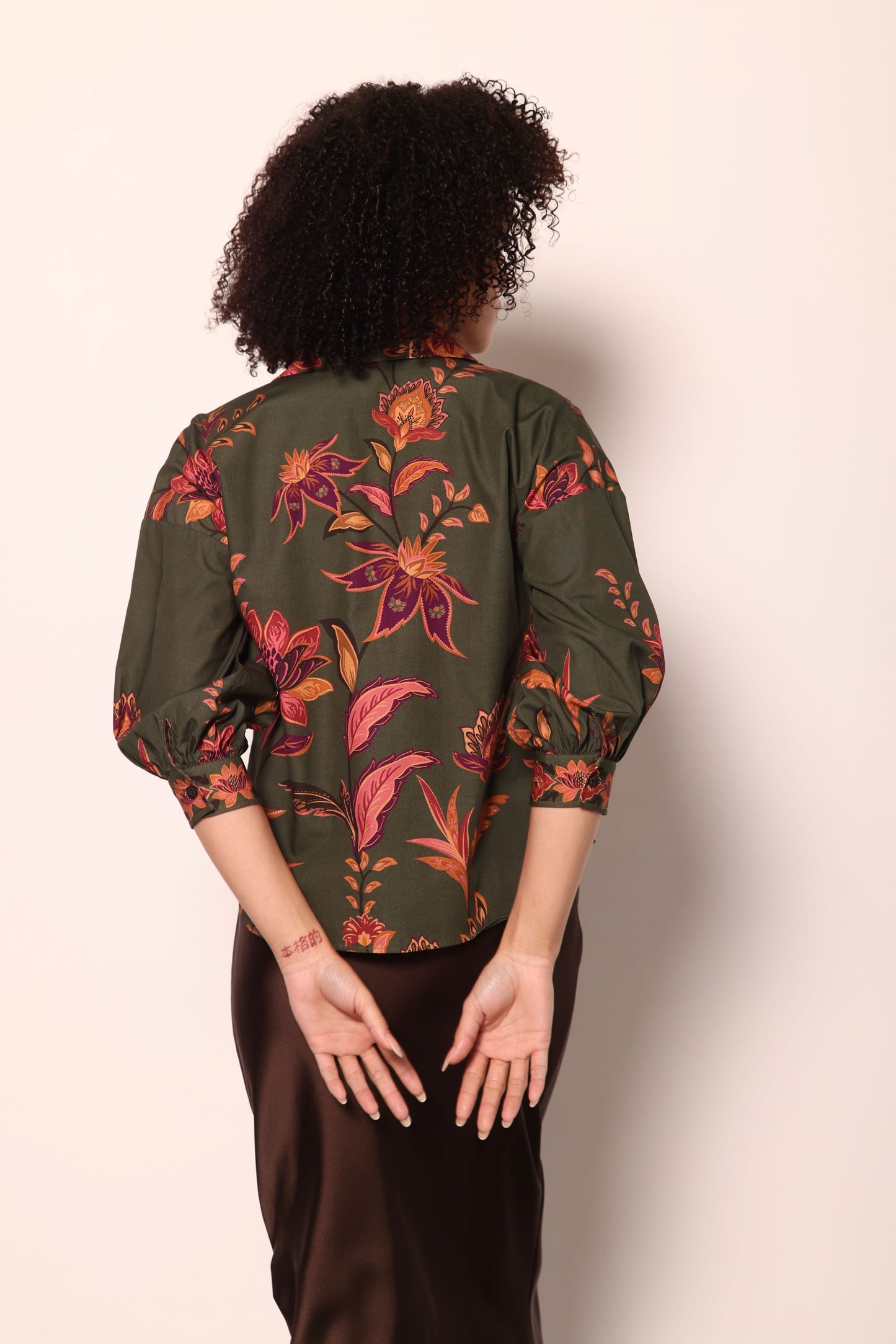 OLIVE TRAILS ELSA TOP