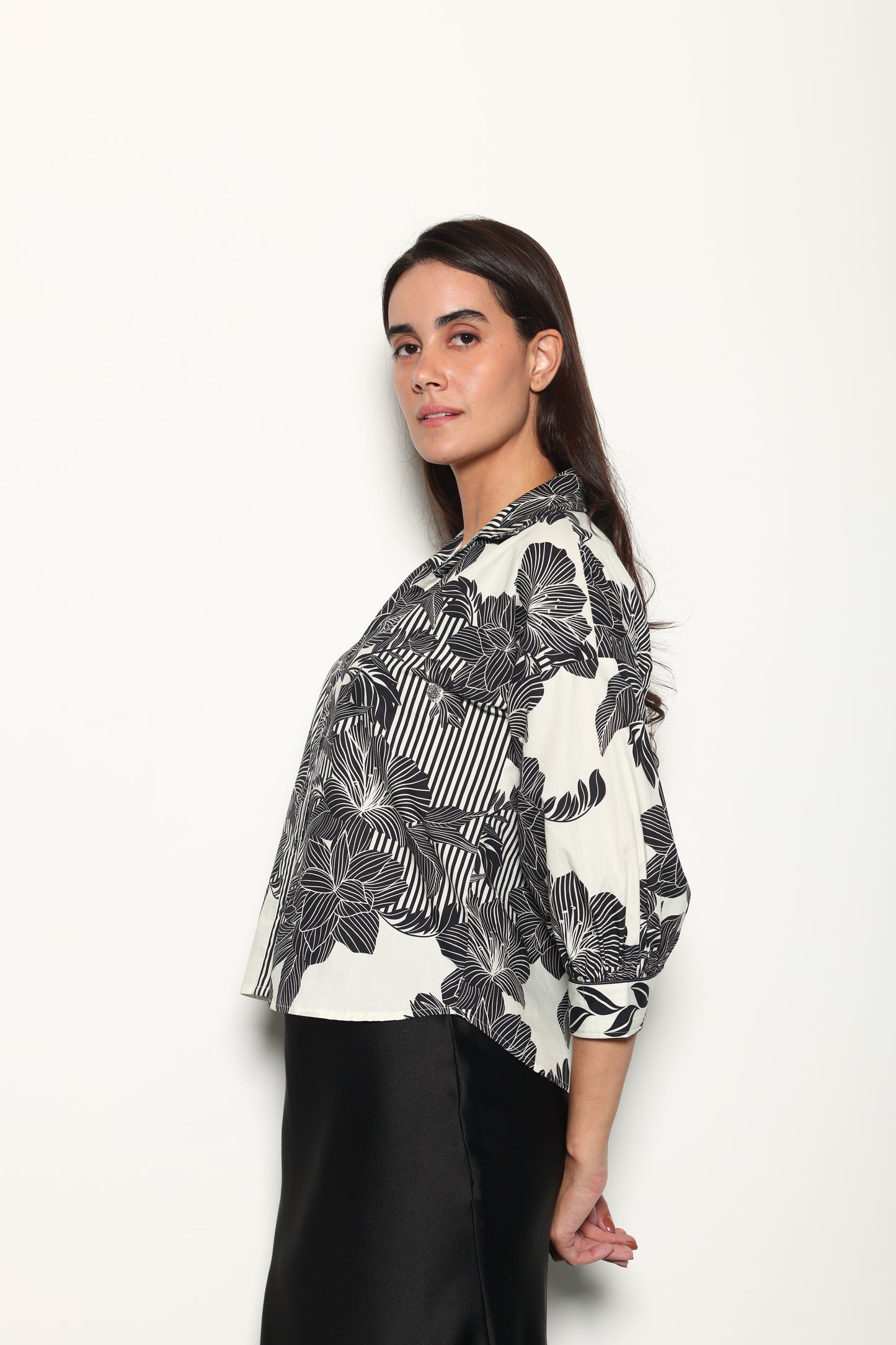 NOIR FLORALS ELSA TOP