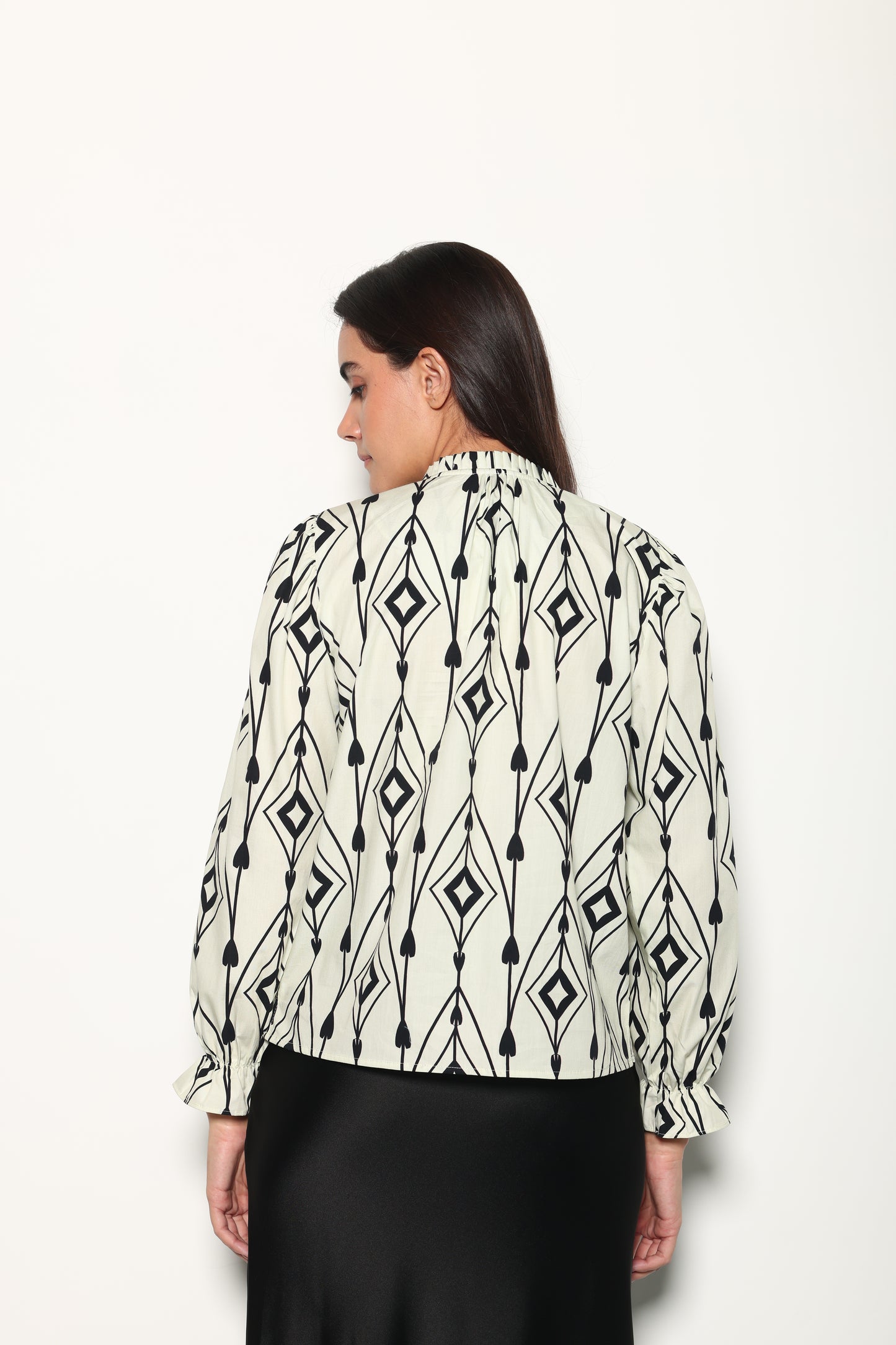 ARROW MOTIFS ASHLEY TOP