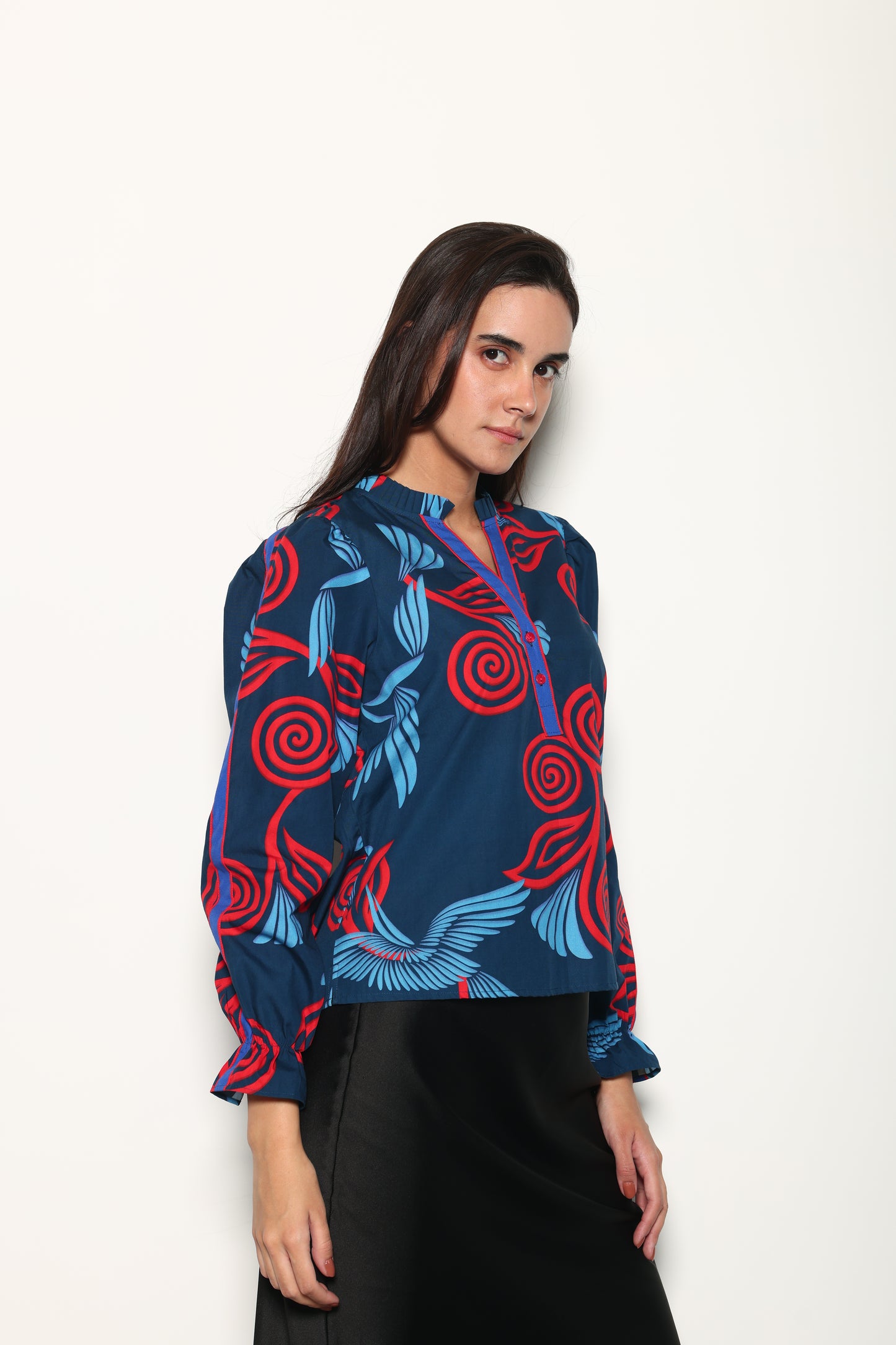 INDIGO FEATHERS ASHLEY TOP