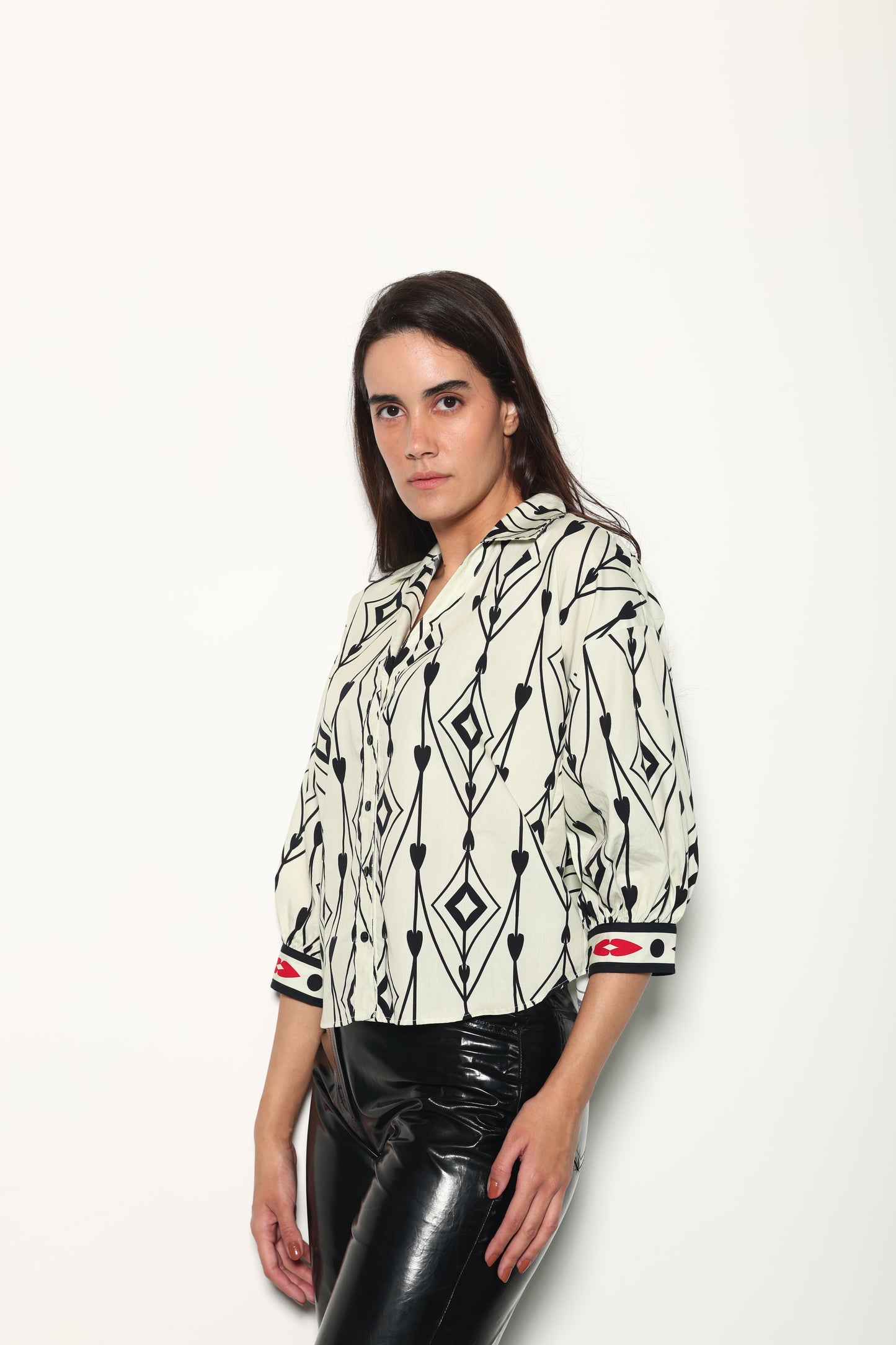 ARROW MOTIFS ELSA TOP
