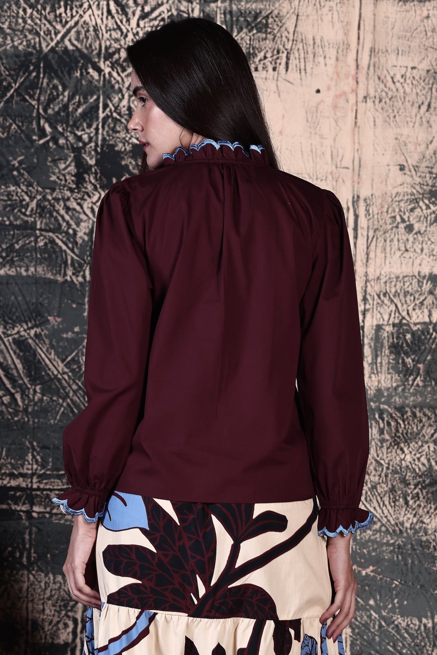 CHOCOLATE AVERY TOP