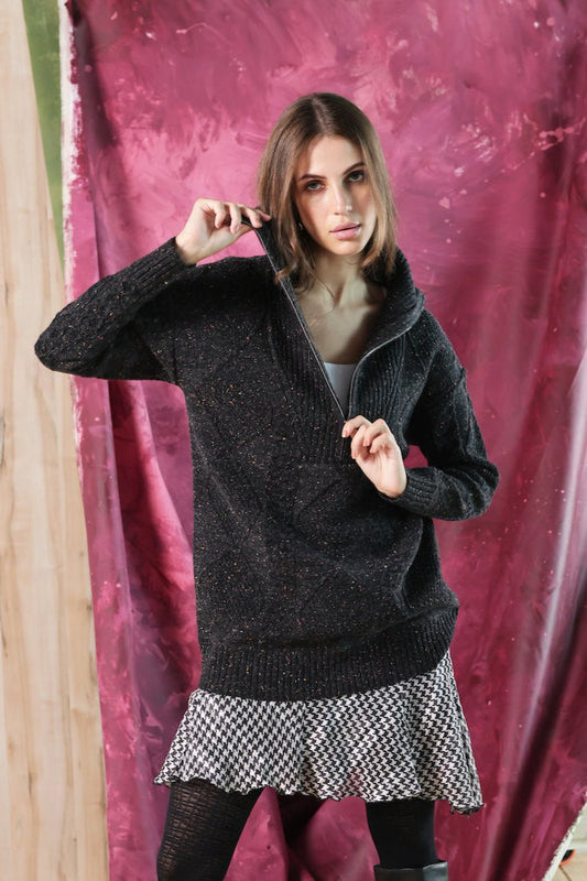 BLACK REMI  SWEATER